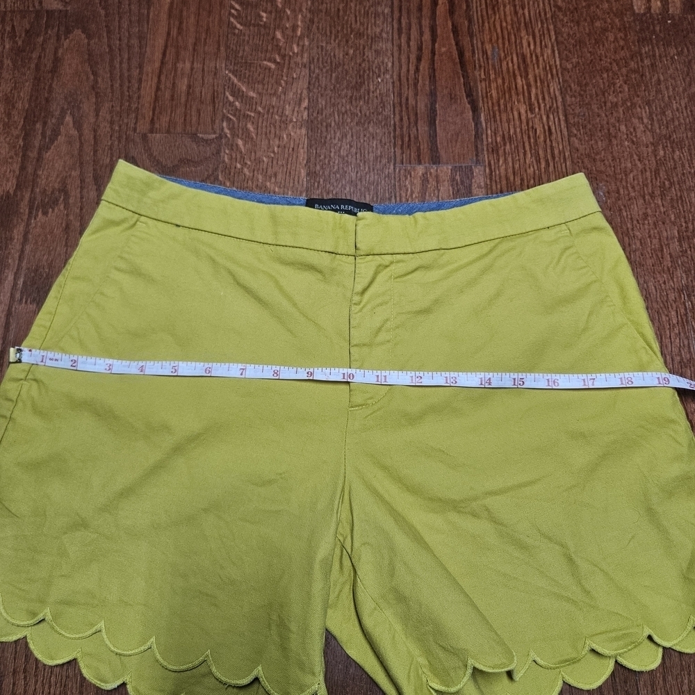 Banana Republic Green Bermuda Shorts with Scalloped Hem